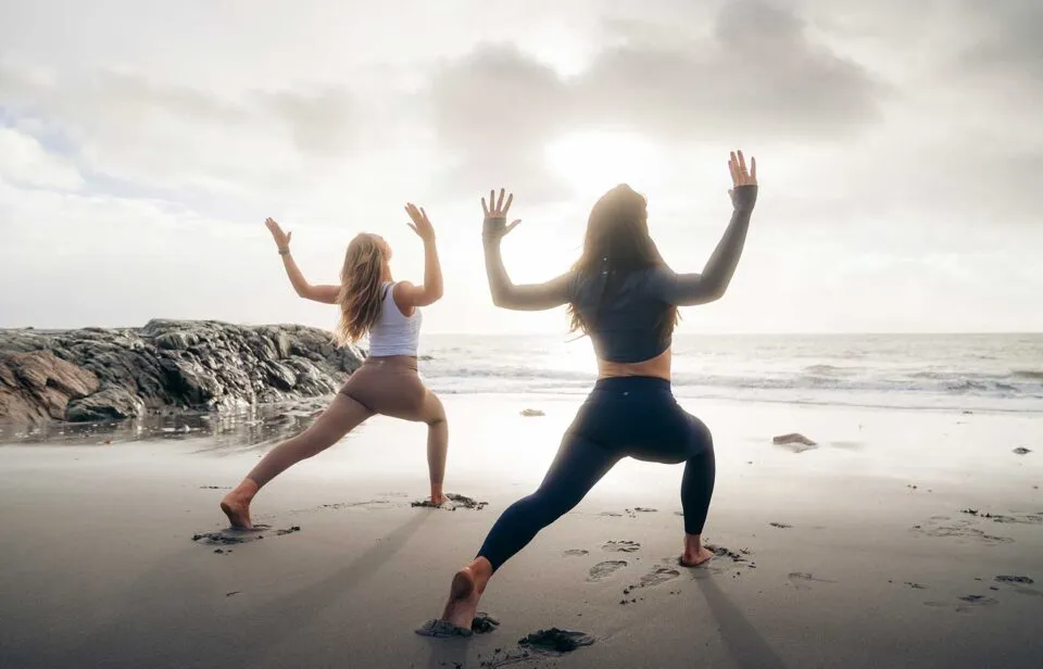 Energising Flow Classes, Yoga Mara Galway & Dublin. A stronger Vinyasa practice with an emphasis on mindfulness and POWER. This class is a great way to tone, create lean muscle definition & energise both body and mind.